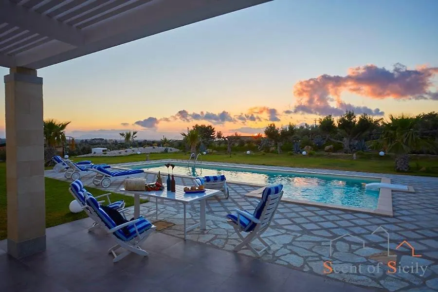 Jasper House Villa Rilievo